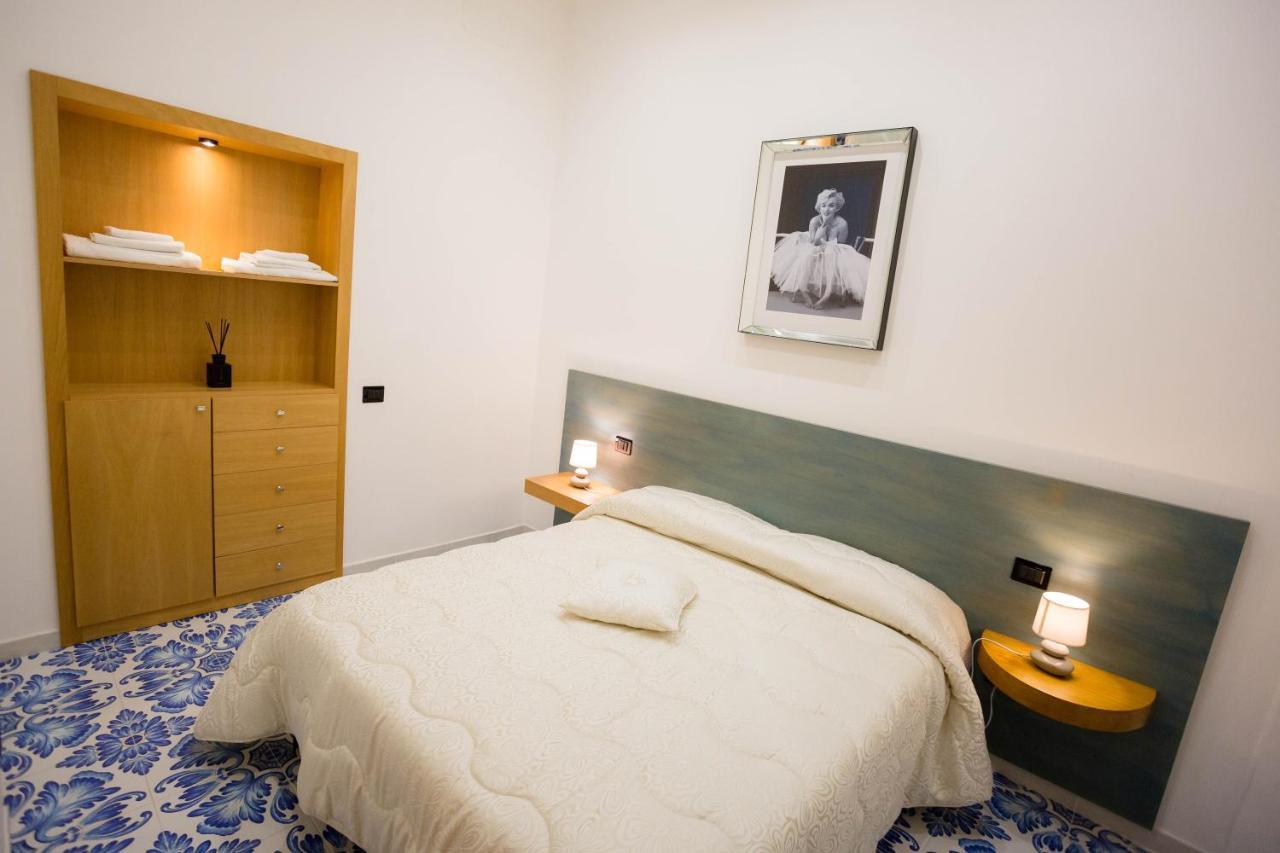 Palazzo De Gregorio Apartment Pompei サンタントーニオ・アバーテ エクステリア 写真